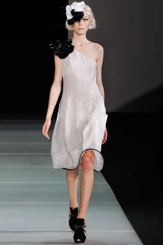 Emporio Armani proleće 2012 Ready-to-Wear, Milano Fashion Week