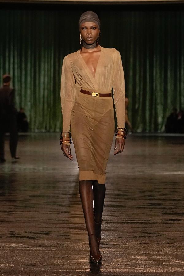 Saint Laurent Fall 2024 Women's collectionFashionela