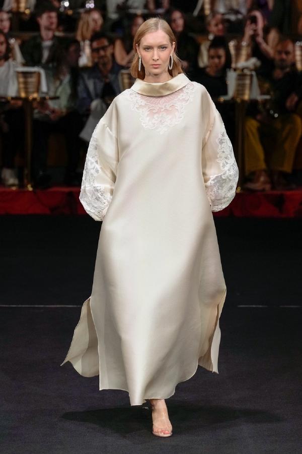 Alexis_Mabille_FW24_Haute_Couture_Fashionela (10)