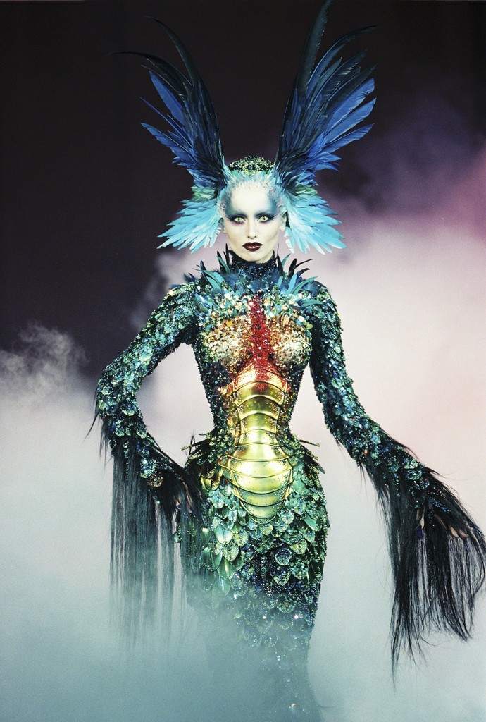 Thierry Mugler: Beyond Couture exhibition to be presented in March ...
