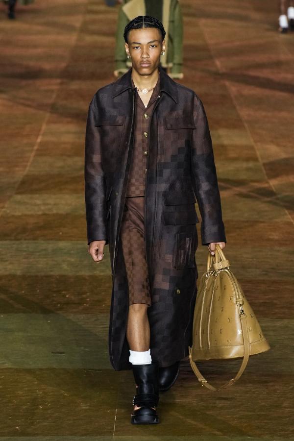 Louis Vuitton Spring 2024 Menswear collection by Pharrell ...