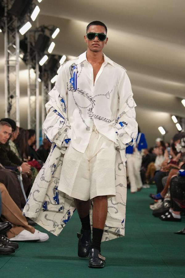 Burberry Spring 2024 collectionFashionela