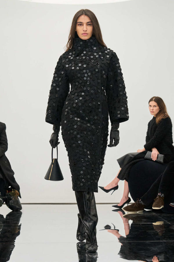 Alaia_SS24_Haute_Couture_Fashionela (38)