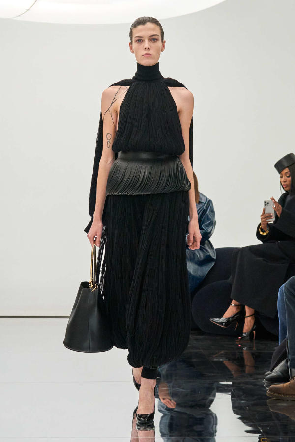Alaia_SS24_Haute_Couture_Fashionela (4)