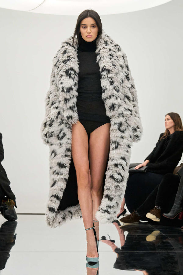 Alaia_SS24_Haute_Couture_Fashionela (5)