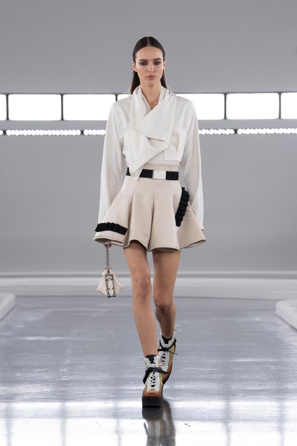 Louis_Vuitton_PreFall2024_Voyager_Fashionela (11)