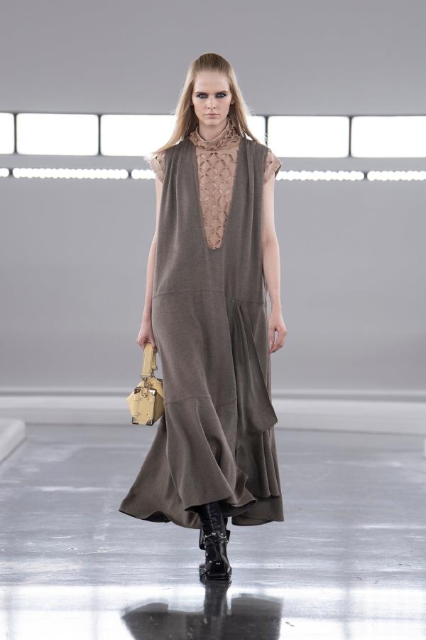 Louis_Vuitton_PreFall2024_Voyager_Fashionela (20)