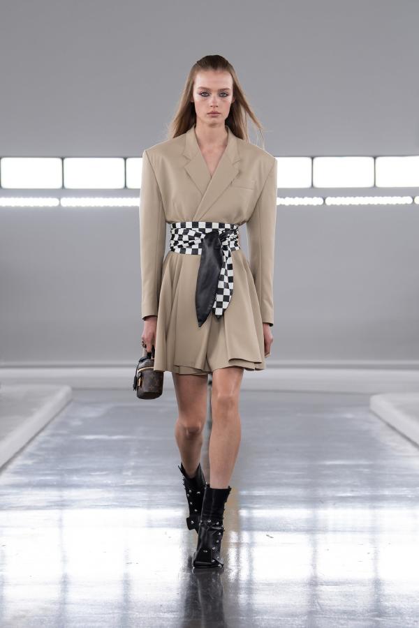 Louis_Vuitton_PreFall2024_Voyager_Fashionela (33)