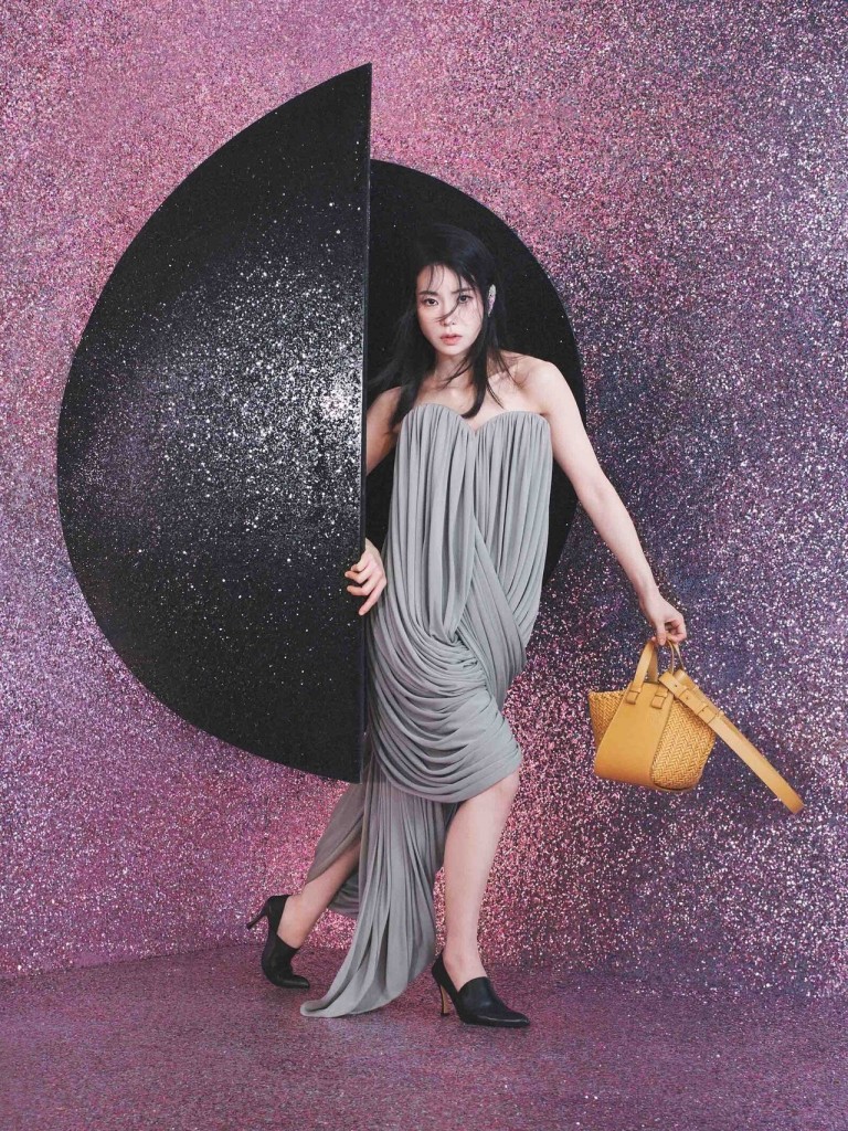 Loewe_SS24_campaign_Fashionela (10)