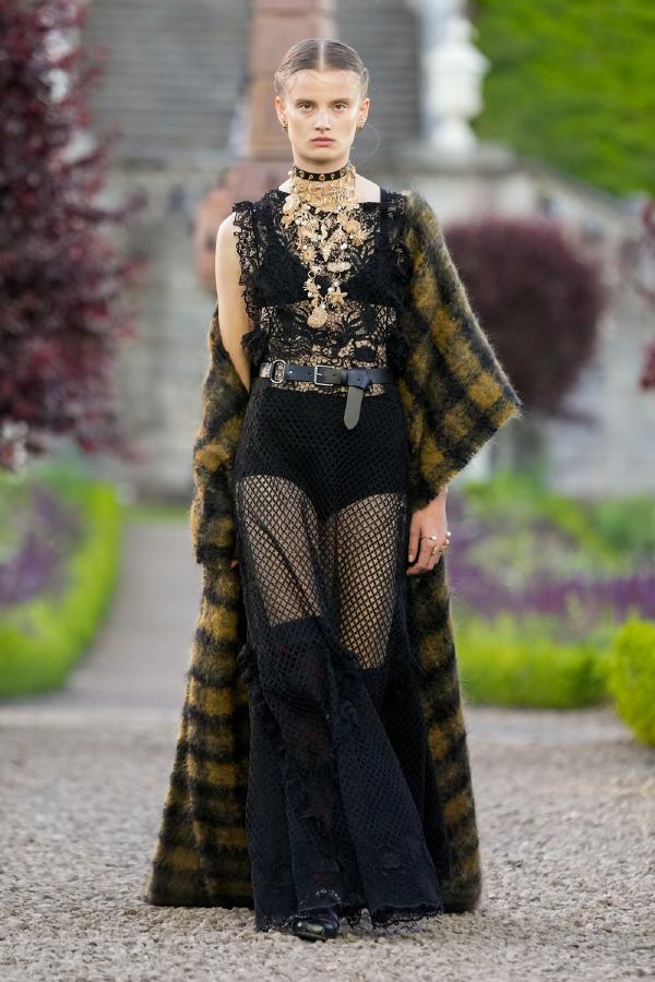 Dior_Cruise_2025_Fashionela (34)
