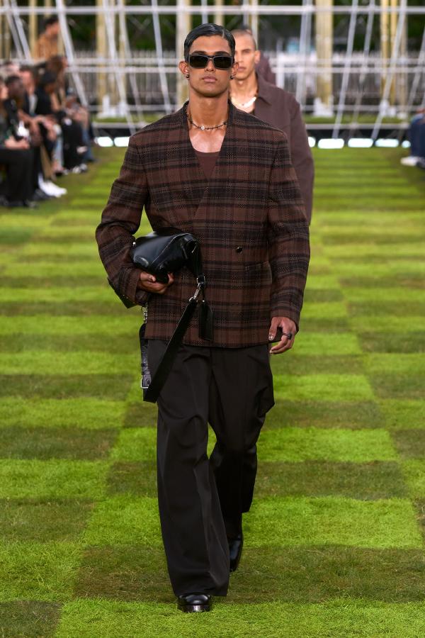 Louis_Vuitton_SS25_Menswear_Fashionela (32)