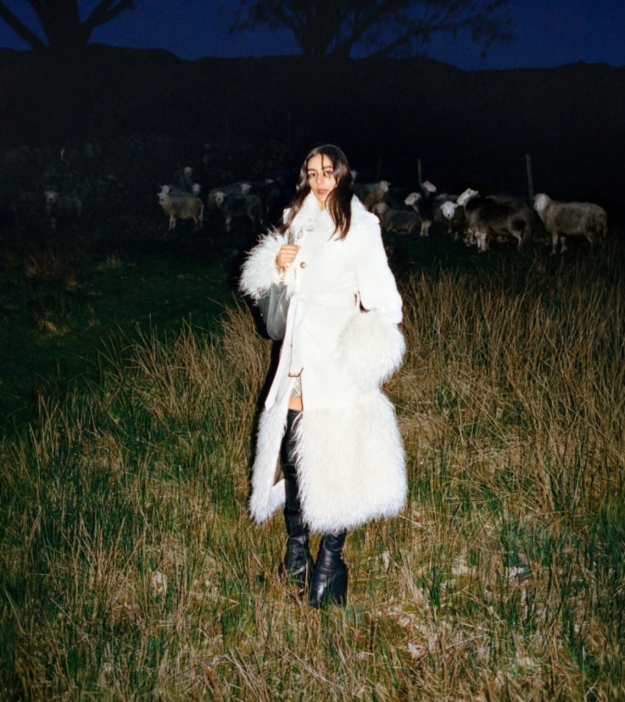Burberry_Winter_2024_Fashionela (12)