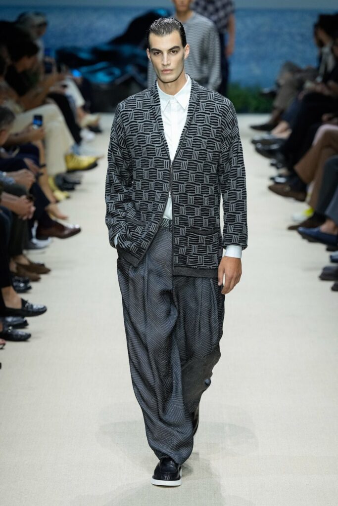 Giorgio Armani Spring 2026 Menswear collection - Fashionela